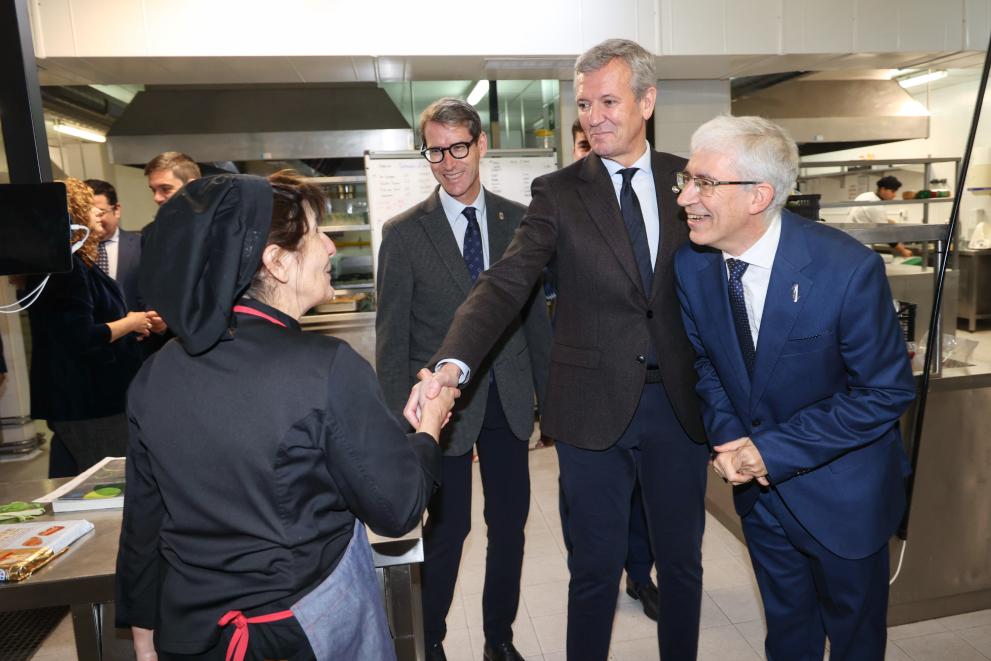 Imaxe 21 de 23 asociada á nova