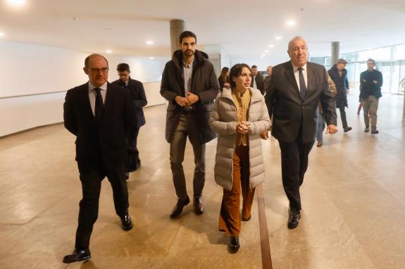 Imaxe da nova:Lorenzana anuncia que desde o vindeiro 22 de xaneiro xa se poderán solicitar as axudas da Xunta para a compra de vehículos eléctric...