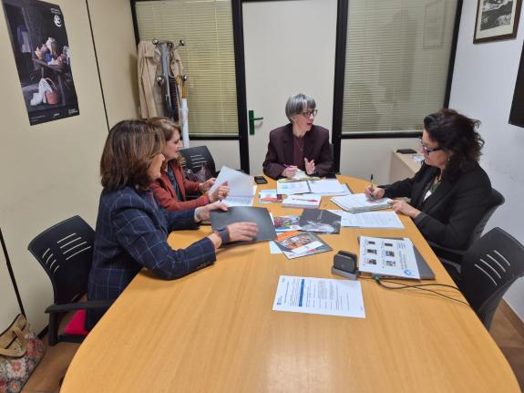 Imaxe da nova:A Xunta analiza con Stella Maris vías de colaboración para reforzar a formación e a atención aos profesionais do mar