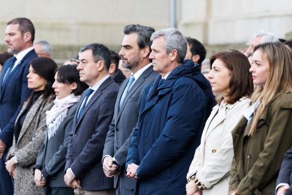 Imaxe da nova:Rueda participa nun minuto de silencio polas vítimas do accidente ferroviario de Adamuz (Córdoba)