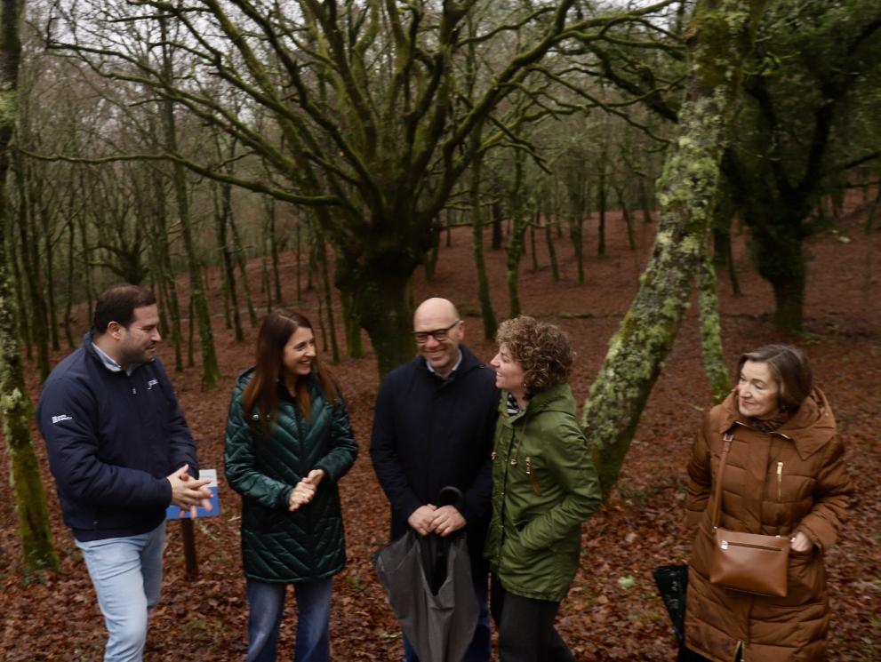 Imaxe 1 de 2 asociada á nova