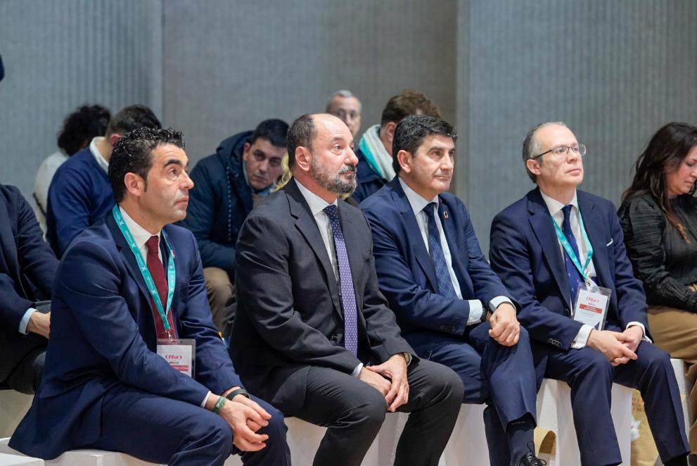 Imaxe 12 de 18 asociada á nova