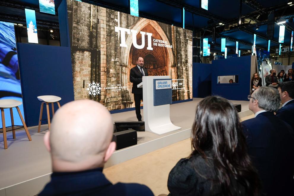 Imaxe 14 de 18 asociada á nova