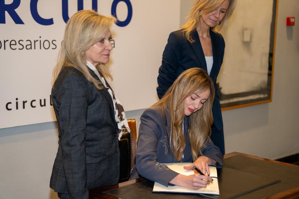 Imaxe 2 de 3 asociada á nova