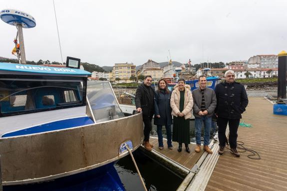 Imaxe da nova:Villaverde anima a solicitar desde hoxe as axudas para mellorar a seguridade e a eficiencia de buques pesqueiros aos que a Xunta de...