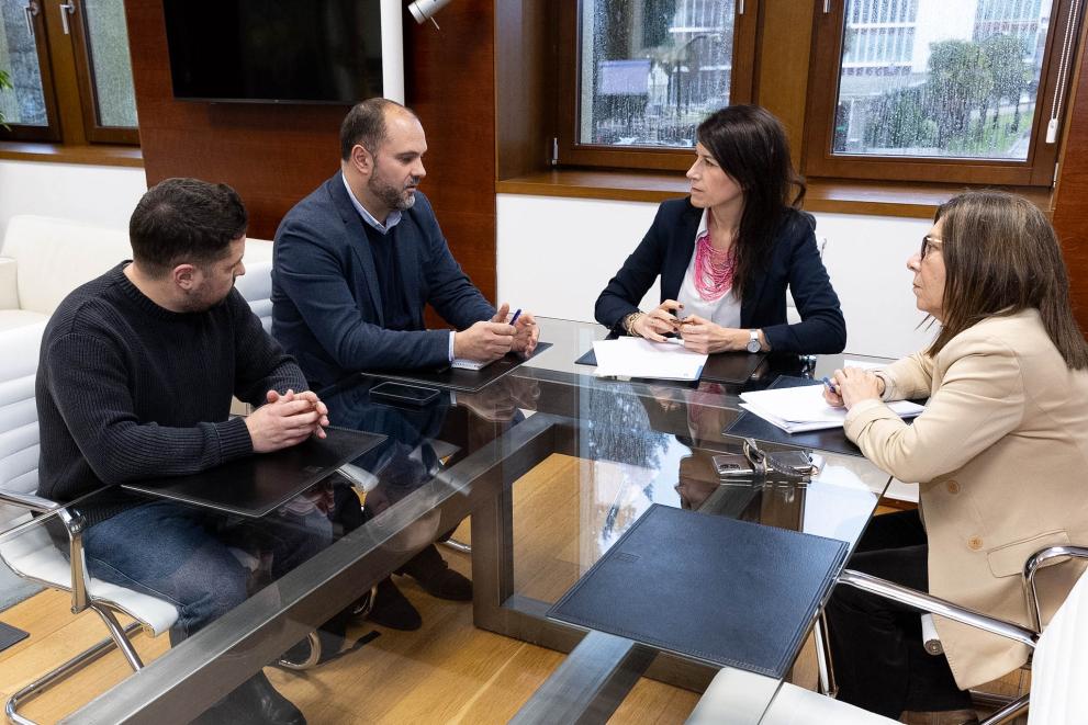 Imaxe 1 de 2 asociada á nova