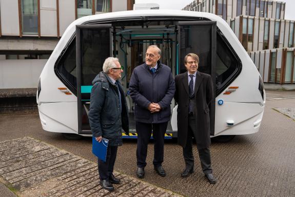 Imagen de la noticia:Corgos destaca la colaboración público-privada en el ámbito de la inteligencia artificial y la innovación como clave para se...