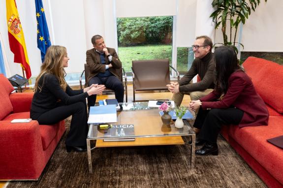 Imagen de la noticia:Fabiola García y el alcalde de As Neves evalúan nuevas vías de colaboración para seguir impulsando los servicios sociales de...