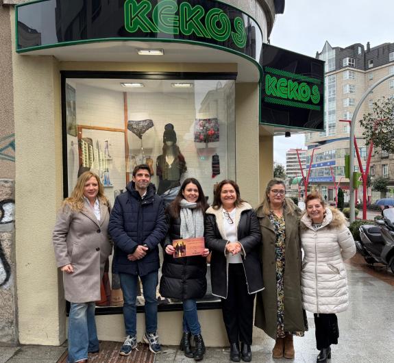 Imaxe da nova:Ana Ortiz participa na entrega de premios da campaña de Nadal do comercio vigués