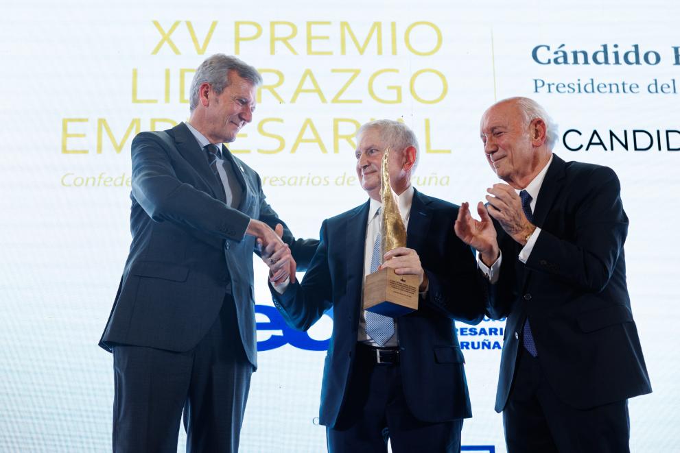 Imaxe 8 de 12 asociada á nova