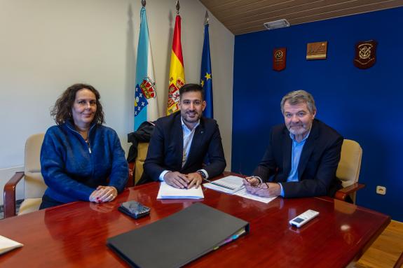 Imaxe da nova:Portos de Galicia e Afundación avanzan en novas vías de colaboración para a retirada de residuos nas dársenas autonómicas