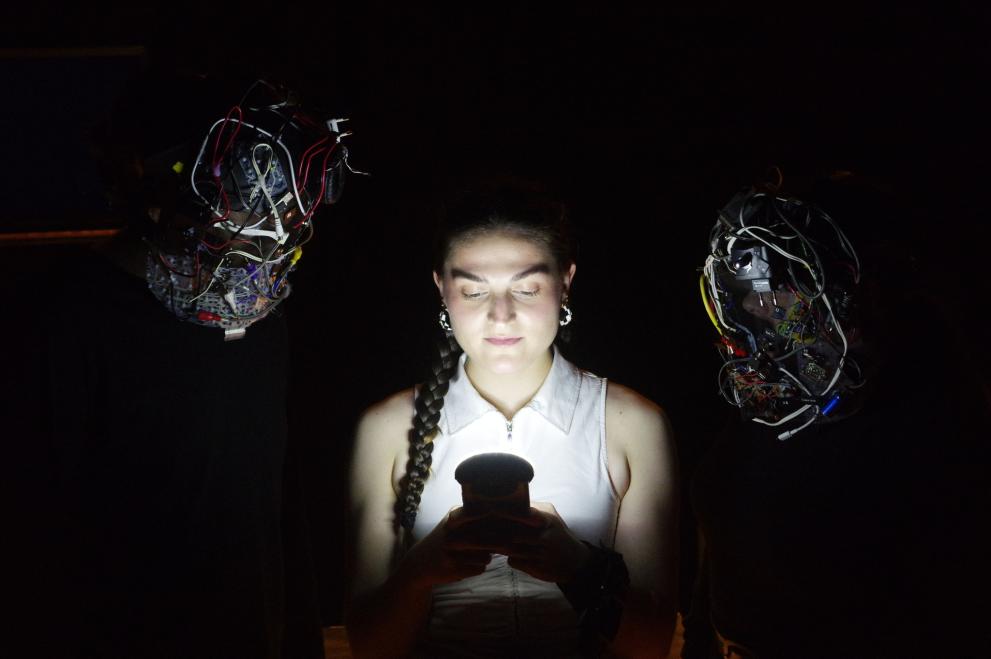 Imaxe 1 de 2 asociada á nova