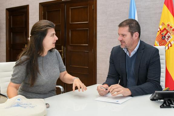 Imaxe da nova:López Campos aborda coa alcaldesa de Lobios os cambios da Lei de Patrimonio Cultural que permitirá unha xestión máis áxil e eficaz ...