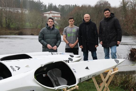 Imagen de la noticia:La Xunta colabora con el Club de Piragüismo Ciudad de Lugo en la renovación de cuatro embarcaciones