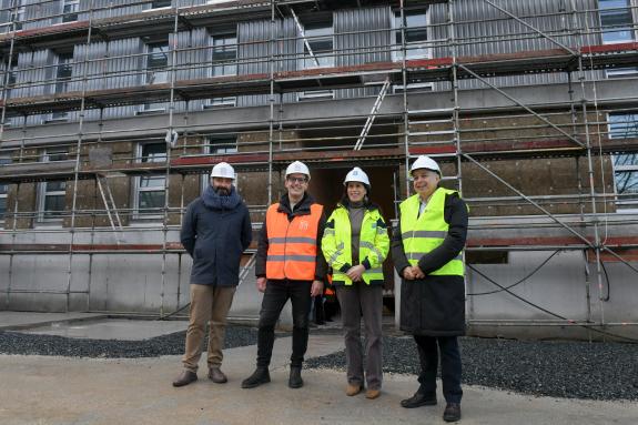 Imaxe da nova:A conselleira Allegue avanza que a Xunta entregará este verán as primeiras 24 vivendas públicas en Lamas de Abade, en Santiago