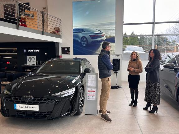 Imaxe da nova:Martina Aneiros lembra a convocatoria do programa Renova o teu vehículo para a compra de vehículos eléctricos ou de baixas emisións