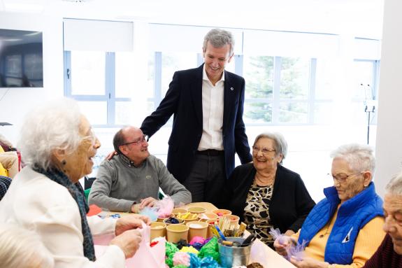 Imaxe da nova:Rueda destaca os 4 M€ investidos na reforma integral da residencia de Campolongo como exemplo da aposta da Xunta co benestar das pe...