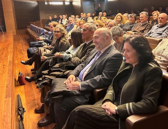 Imaxe da nova:A delegada da Xunta en Ferrol asiste á presentación da nova campaña de Manos Unidas