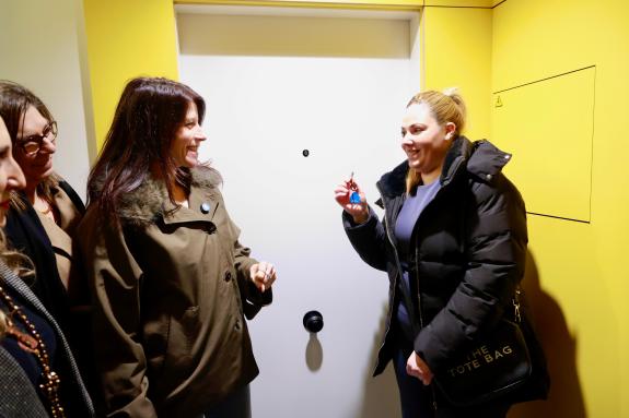 Imagen de la noticia:La Xunta entrega una vivienda en alquiler en el barrio de Ferrol vello tras la recuperación de un inmueble, al amparo del Pl...