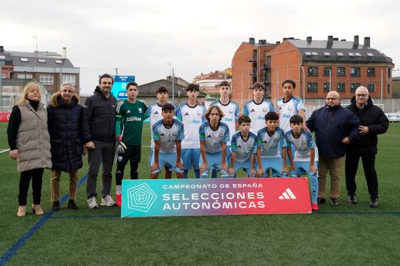Imagen de la noticia:Diego Calvo asiste al partido del Campeonato de España de Selecciones Autonómicas masculinas sub-14 entre Galicia y La Rioja