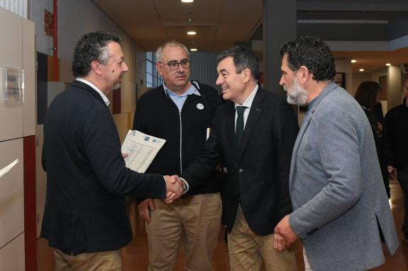 Imaxe da nova:Román Rodríguez clausura a XXI Olimpíada de Bioloxía de Galicia, na que participan 100 estudantes de 37 centros educativos