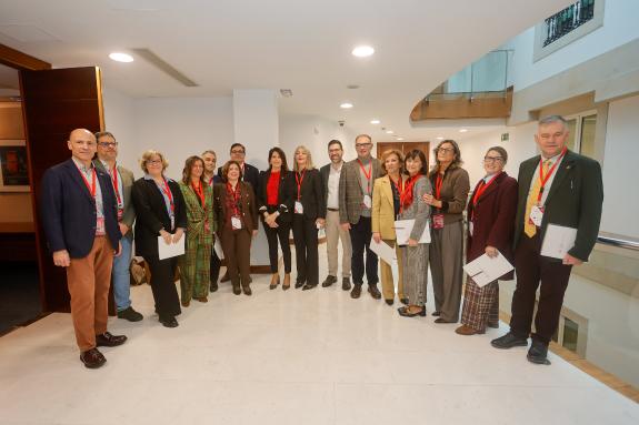 Imagen de la noticia:La Xunta pone en valor el papel de los administradores de fincas en la gestión de las comunidades y agradece la colaboración...