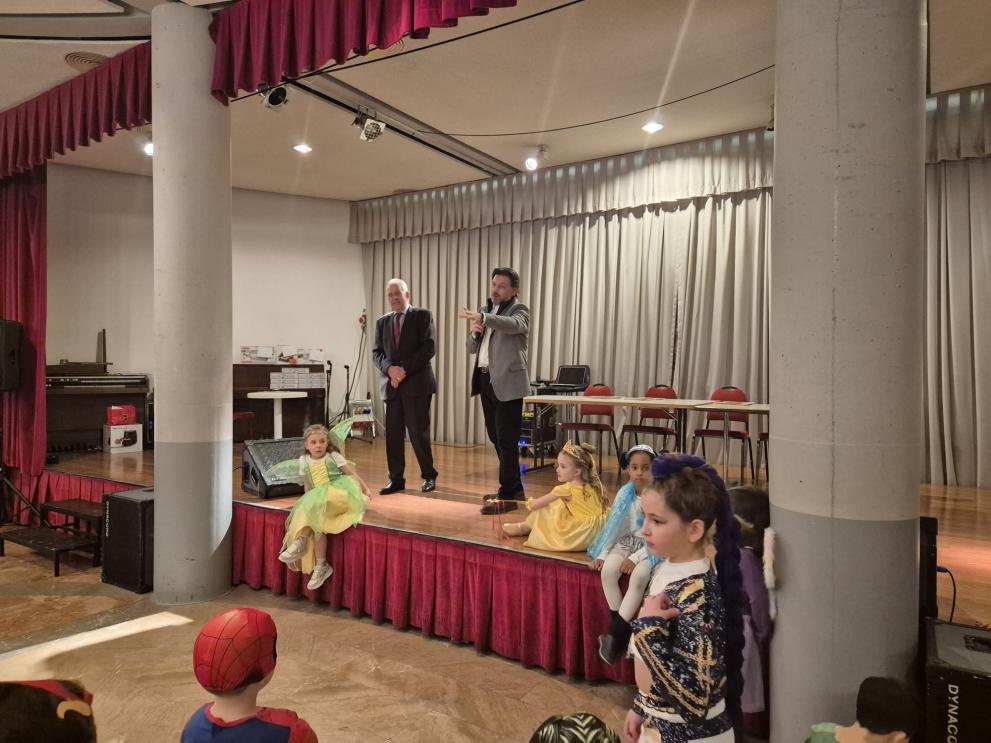 Imaxe 2 de 3 asociada á nova