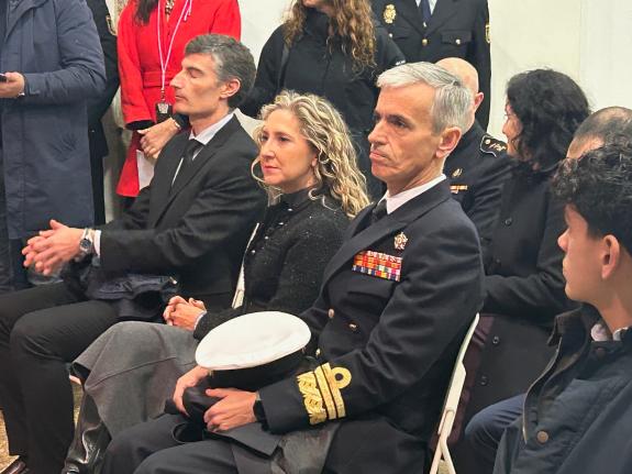 Imagen de la noticia:A delegada da Xunta en Ferrol asistiu ao acto de  toma de posesión da xefa da comisaría local de Ferrol-Narón