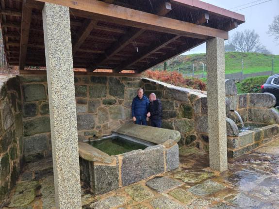 Imaxe da nova:A Xunta inviste 20.000 € na mellora estética e conservación do lavadoiro dos Condes, en Covelo