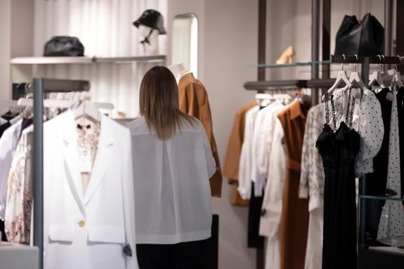 Imagen de la noticia:La Xunta convoca 2,5 M€ en ayudas para los centros comerciales abiertos primando su profesionalización, calidad y capacidad ...