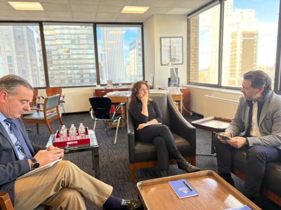 Imaxe da nova:A Xunta aposta pola cooperación co consulado de España en Nova York para apoiar a comunidade galega