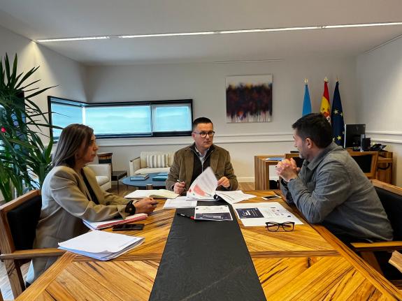 Imaxe da nova:A Xunta avalía coa Unión de profesionais e traballadores autónomos vías de colaboración a prol da remuda xeracional nos negocios