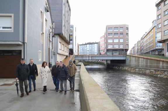 Imaxe da nova:Ángeles Vázquez pon en valor a efectividade das actuacións levadas a cabo pola Xunta en Carballo para previr asolagamentos