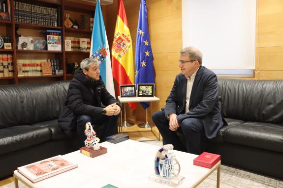 Imaxe da nova:O delegado territorial da Xunta en Ourense reúnese co alcalde de Amoeiro para abordar vías de colaboración en proxectos de interese...