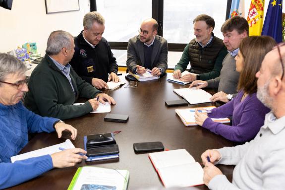 Imaxe da nova:A Xunta e o sector sentan as bases do Plan experimental de xestión do polbo para a campaña 2026/27