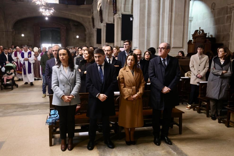 Imaxe 3 de 3 asociada á nova