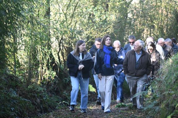 Imaxe da nova:A Xunta recupera a contorna do sendeiro tradicional da ‘Gabia dos Ánxeles’, en Boimorto, cun investimento de máis de 25.000 euros