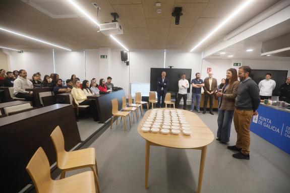 Imaxe da nova:Medio rural desenvolve un plan piloto de formación en escolas de hostalería con cociñeiros de renome para promover os produtos de c...