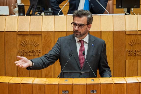 Imagen de la noticia:La Xunta reclama al Gobierno central planificación e inversiones para dotar a Galicia de un sistema ferroviario moderno y co...