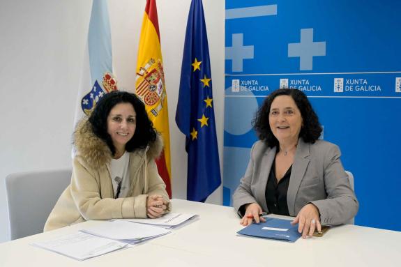 Imaxe da nova:Belén do Campo e a alcaldesa de Cee avalían as necesidades do concello nun encontro de traballo
