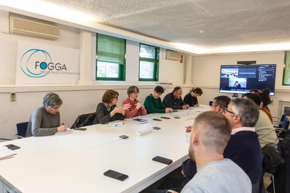 Imagen de la noticia:Mar aborda con las cofradías la posible apertura del libre marisqueo en la ría de Ares-Betanzos si lo avalan los muestreos p...