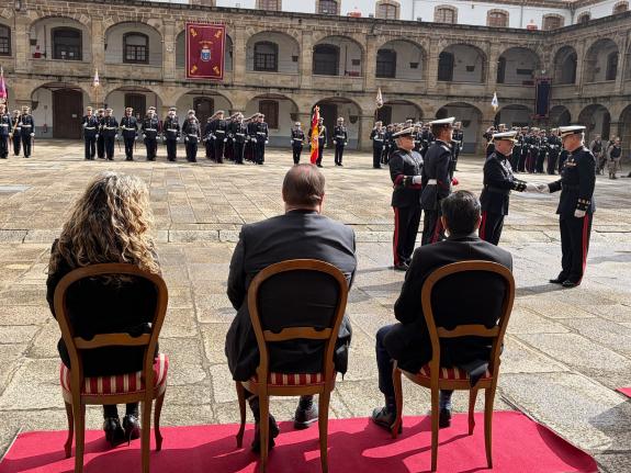 Imaxe da nova:A delegada da Xunta en Ferrol asistiu ao acto militar en conmemoración do 489º aniversario da Infantería de Marina