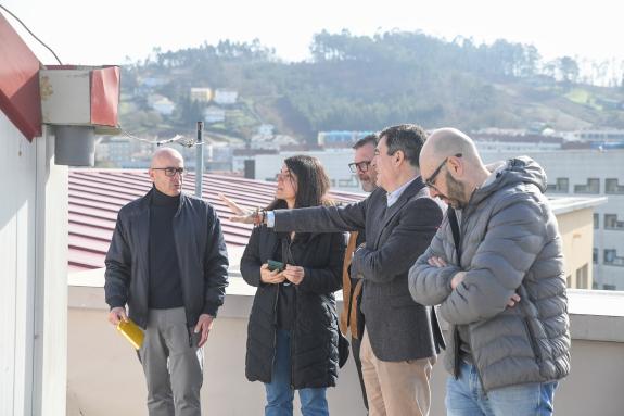 Imaxe da nova:Román Rodríguez destaca que a Xunta está a investir máis de 12 M€ na renovación e modernización dos centros de Santiago