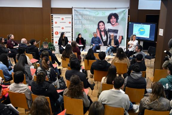 Imaxe da nova:A Xunta destaca a aposta por unha administración que ofrece estabilidade laboral, emprego ben remunerado e a posibilidade de mellor...