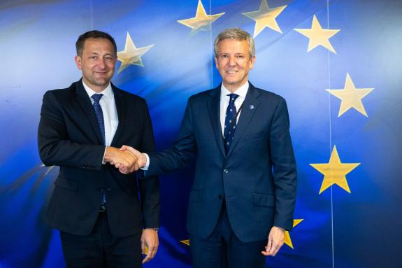 Imagen de la noticia:Rueda defiende los intereses del campo gallego en Bruselas ante los desafíos del acuerdo con Mercosur y de la nueva PAC