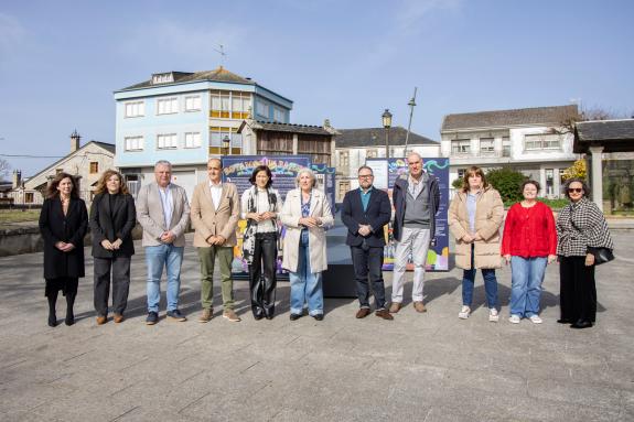 Imagen de la noticia:La Xunta lleva a Guitiriz la exposición de calle ¿Echamos un baile? para poner en valor la historia de las orquestas de verb...