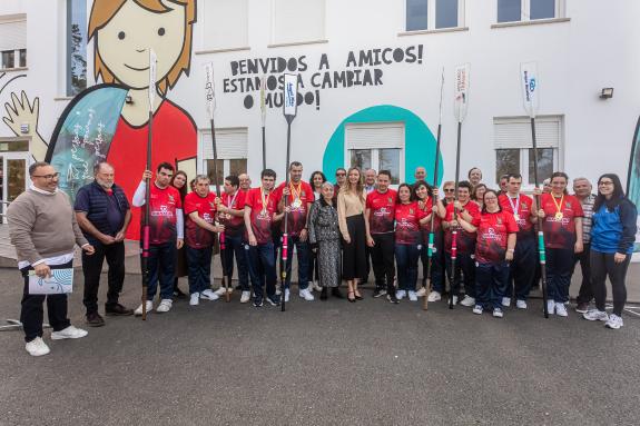 Imagen de la noticia:La Xunta felicita el equipo de remo inclusivo Amicos-Cabo da Cruz por sus éxitos en el campeonato de España celebrado en Car...