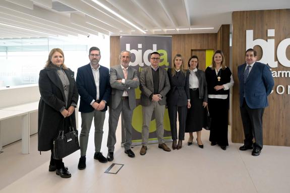 Imagen de la noticia:La Xunta destaca a Bidafarma como ejemplo del auge del cooperativismo en Galicia y su capacidad de dinamización del territor...