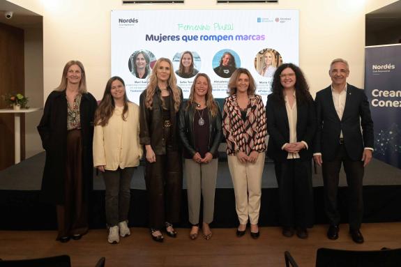 Imagen de la noticia:La Xunta apoya el liderazgo femenino en el deporte en la jornada Mujeres que rompen marcas del Noreste Club Empresarial