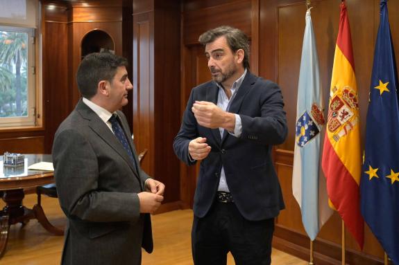 Imagen de la noticia:La Xunta y la Delegación del Gobierno colaborarán en el operativo de movilidad y seguridad ante el eclipse solar del 12 de a...